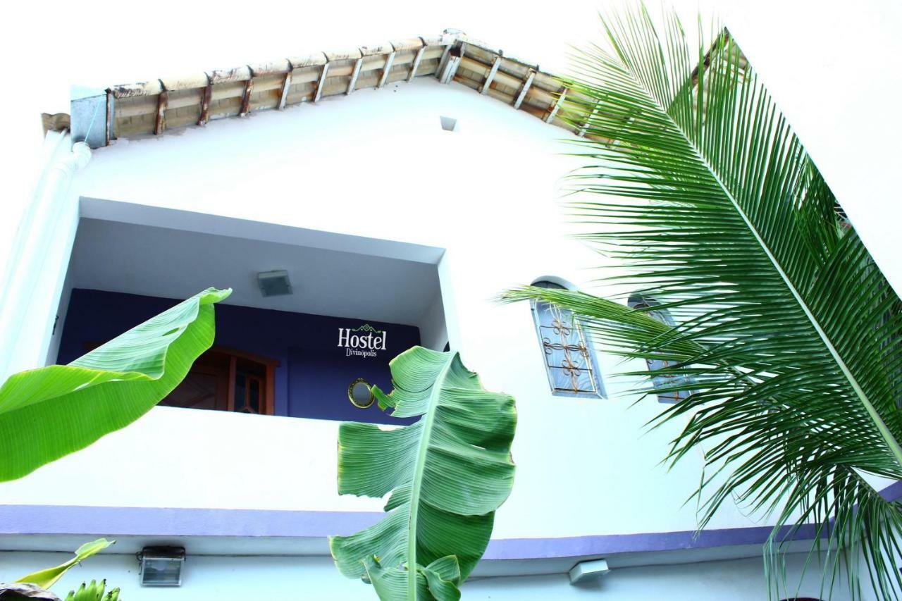 Hostel Divinopolis Exterior photo